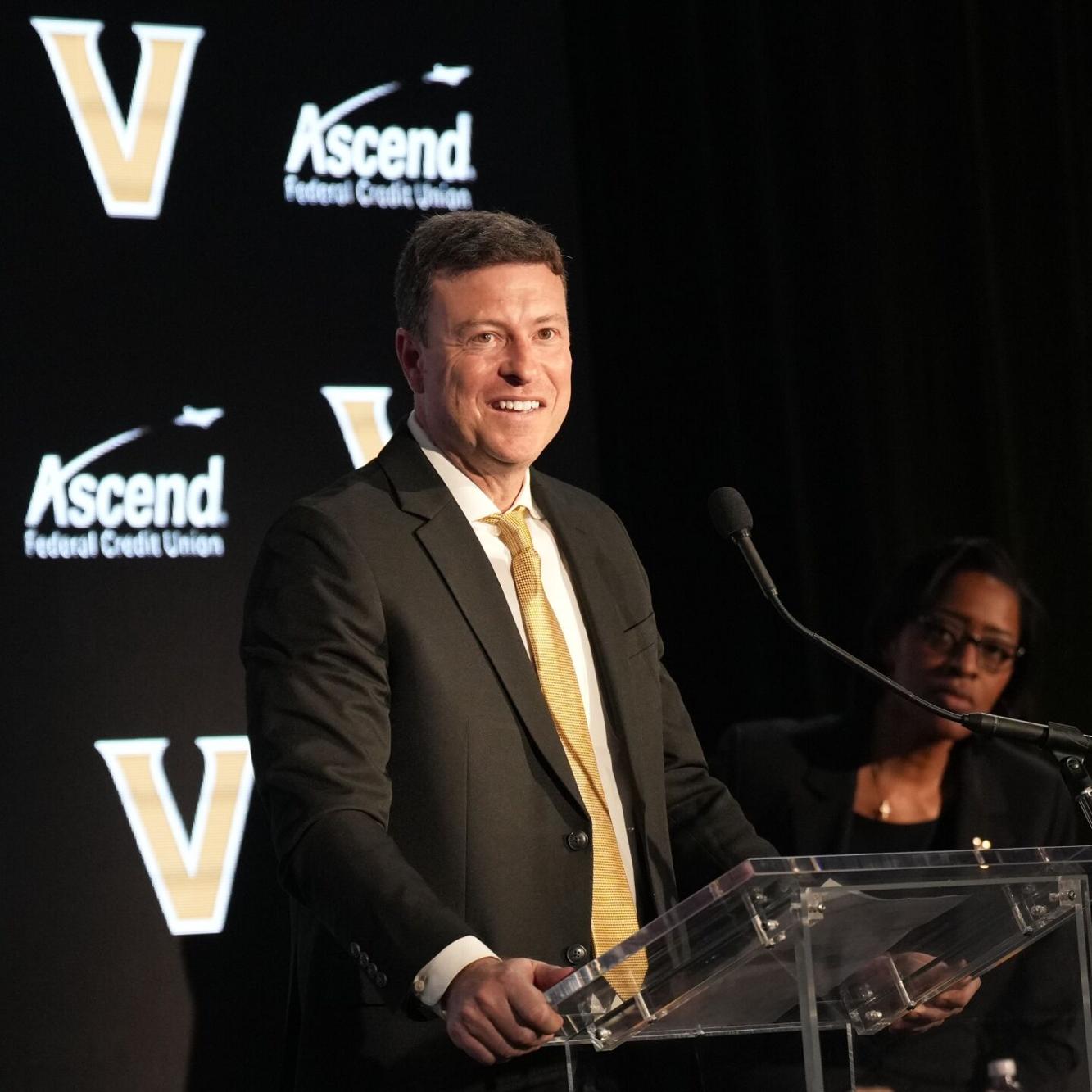 Vandy men's basketball to play in early season tournament Basketball