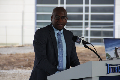 Metro economic development director stepping down