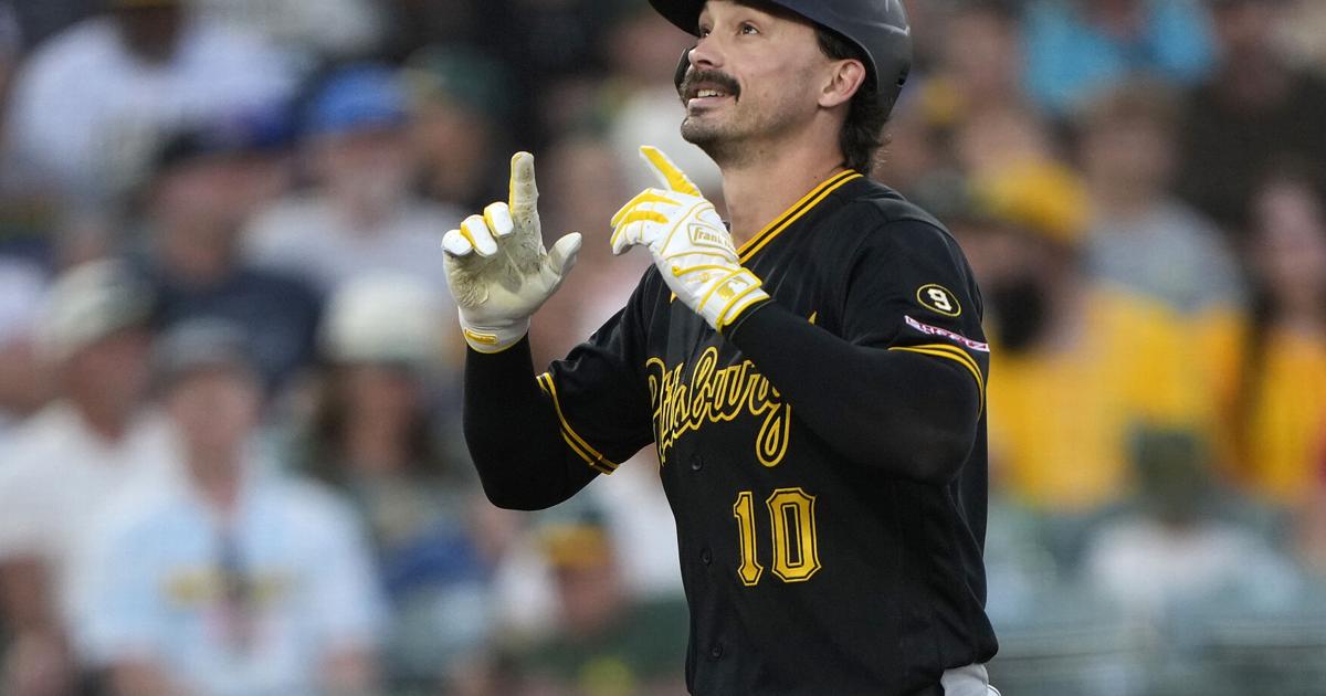 Brentwood's Bryan Reynolds owns MLB's longest active on-base streak