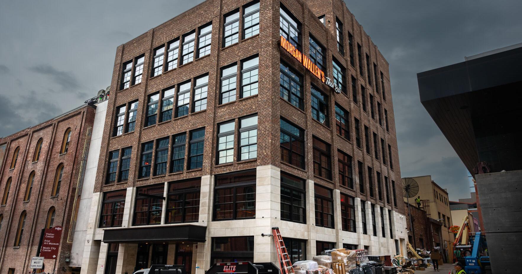 Metro Council rejects resolution for Morgan Wallen bar signage - Vimarsana News