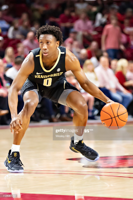 Vandy’s Lee declares for 2020 NBA draft