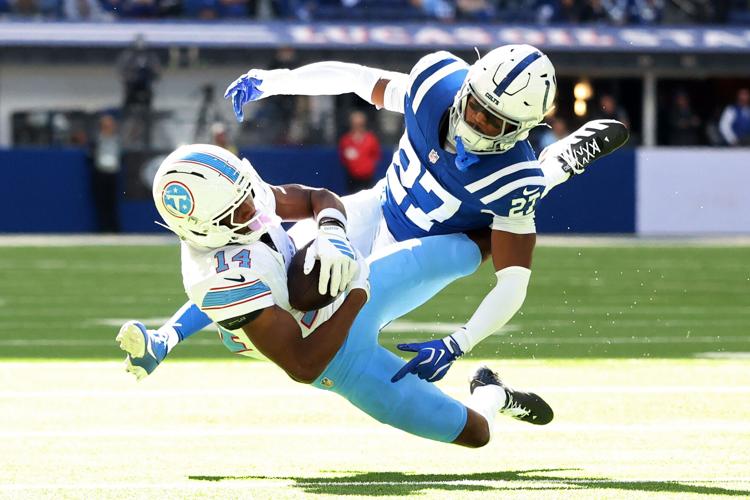 Tennessee Titans v Indianapolis Colts