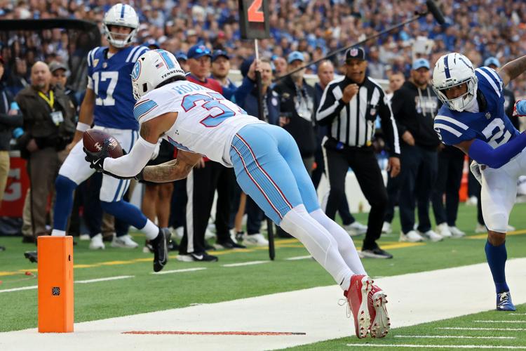 Tennessee Titans v Indianapolis Colts
