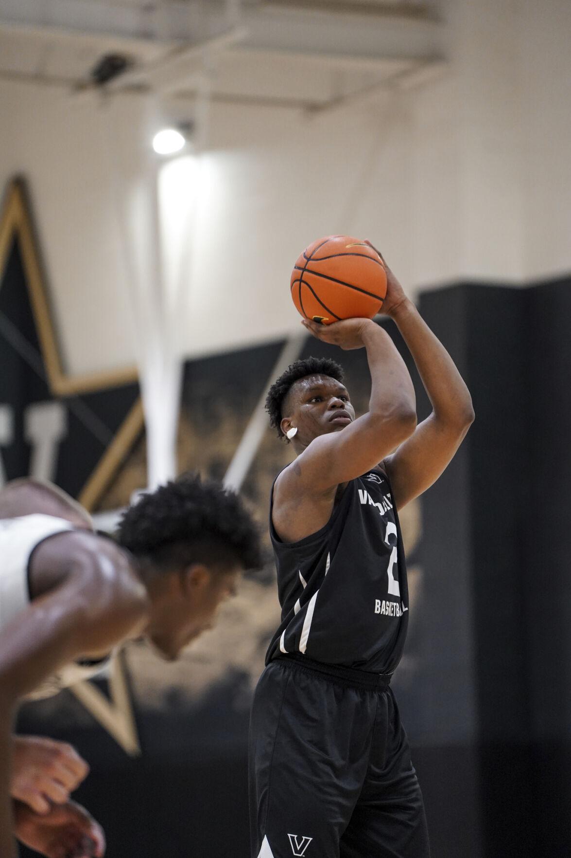 Lubin ninth Vandy player to enter NCAA Transfer Portal