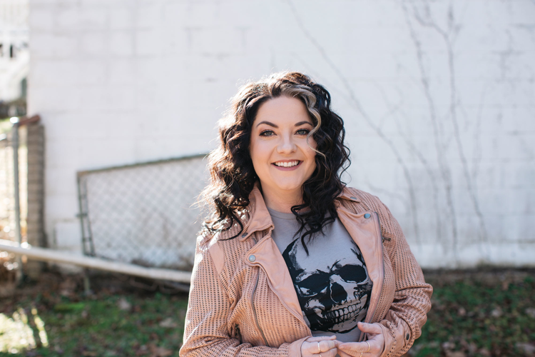 Ashley McBryde Refuses to Compromise Her Approach on <i>Never Will</i>