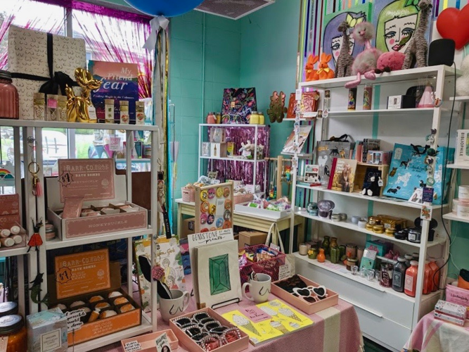 Shop Hop: Harlan Ruby