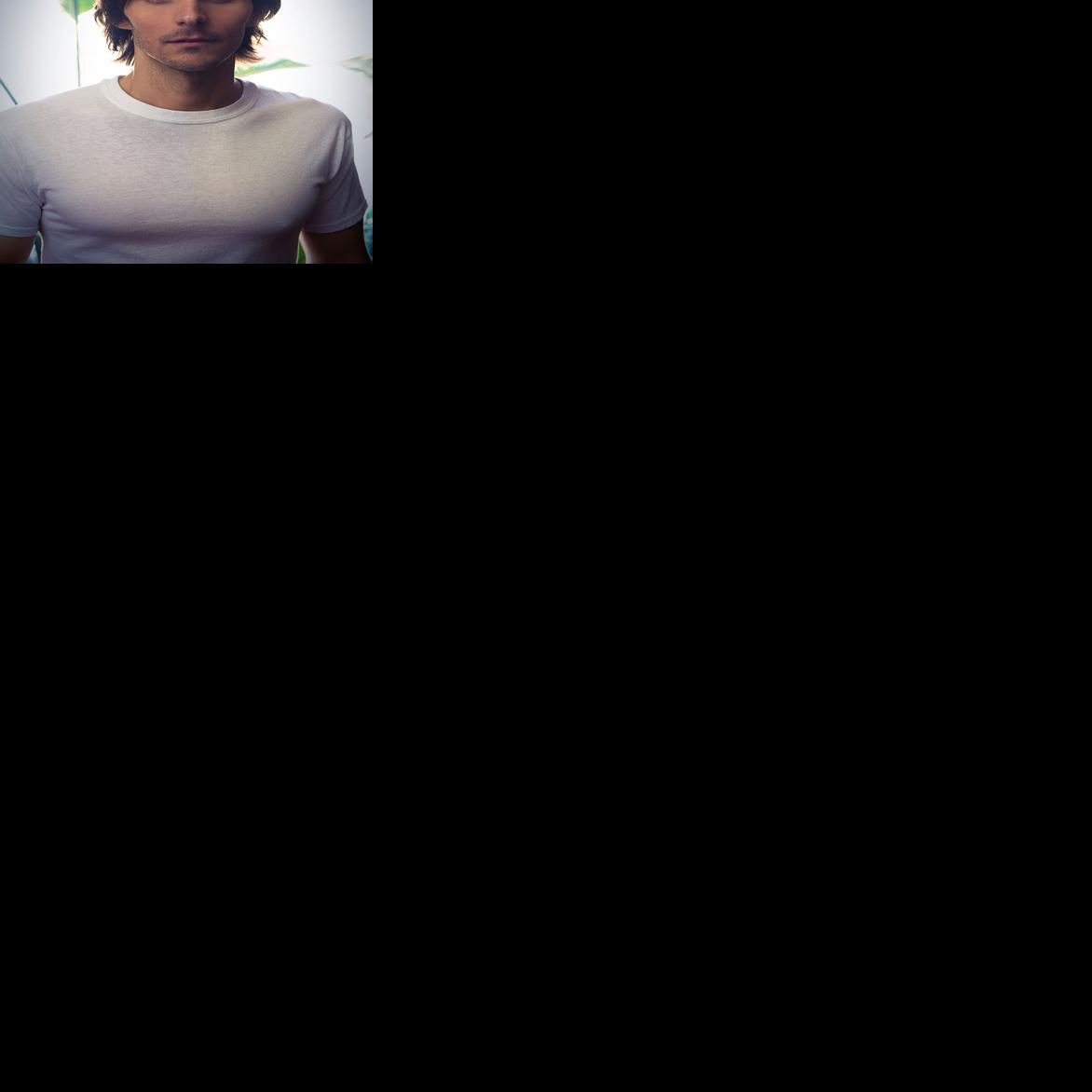 charlie_worsham.jpg