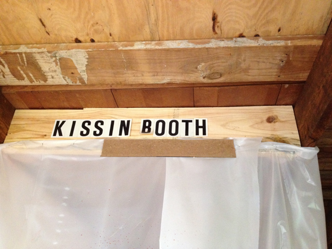 Studio Visit: Luke Stockdale's Sideshow Sign Company