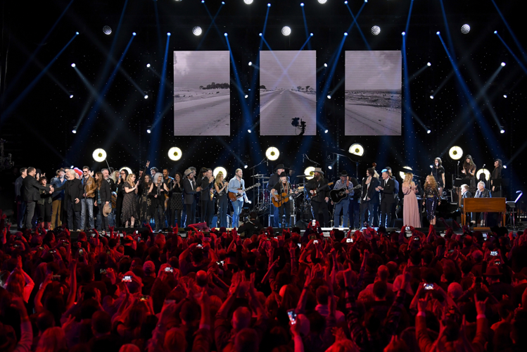 All-Star Lineup Celebrates Willie Nelson's Legacy at Bridgestone Blowout
