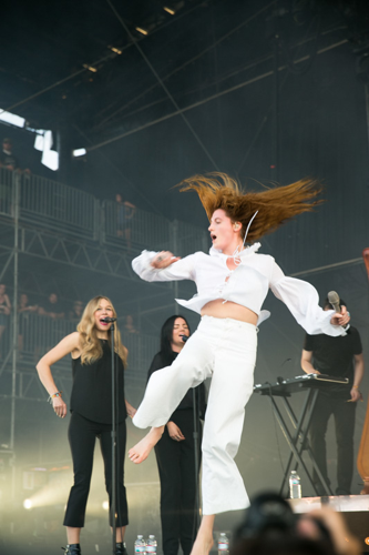 Bonnaroo Sunday, 6/14/15 [Hurray for the Riff Raff, Shabazz Palaces, The Very Best, Sol Cat, Freddie Gibbs and Madlib, Florence and the Machine, Robert Plant]