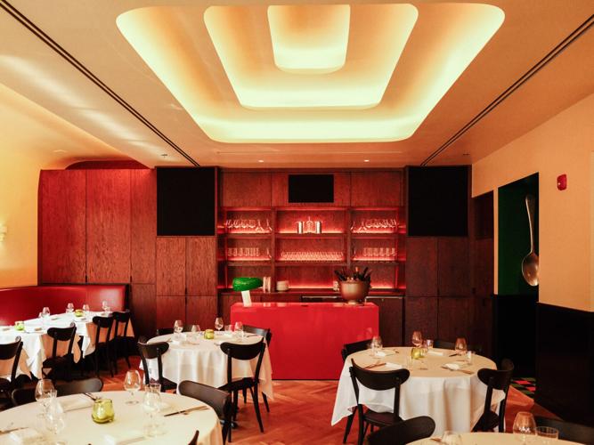 Dining room at Junior