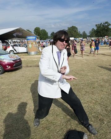 Bonnaroo 2010: The Gold Report [Jay-Z, Weezer, Kings, Conan, Chromeo & More]