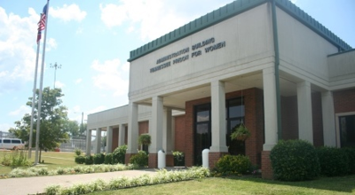 At Tennessee Prison for Women, Insult to Injury