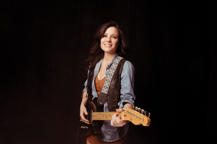 Shannon McNally Turns Waylon Jennings to Her Own Purposes on <i>The Waylon Sessions</i>