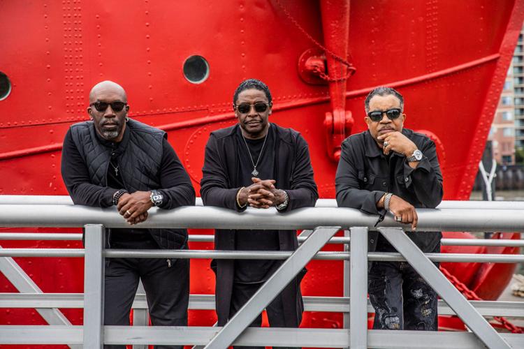 musicManhattans_2019_large.jpg