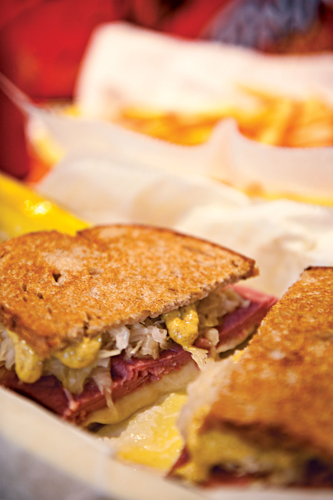 With Jim's Coney Island, a Motown transplant unleashes Detroit's dogs on Music City