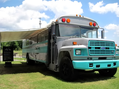 Blackstone Restaurant and Brewery Brings Back Your Favorites … on Wheels