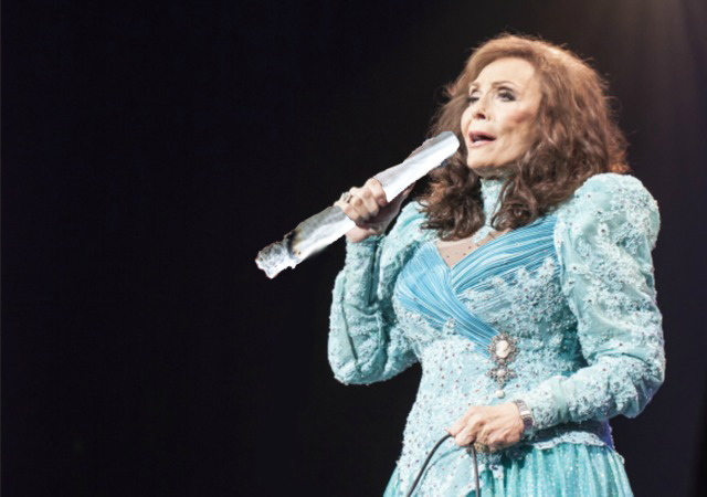 Loretta Lynn Tried Medical Marijuana, Prefers Suffering From Glaucoma