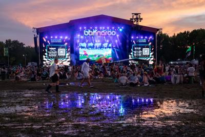 2026BonnarooDay2Candids_Web-03.jpg