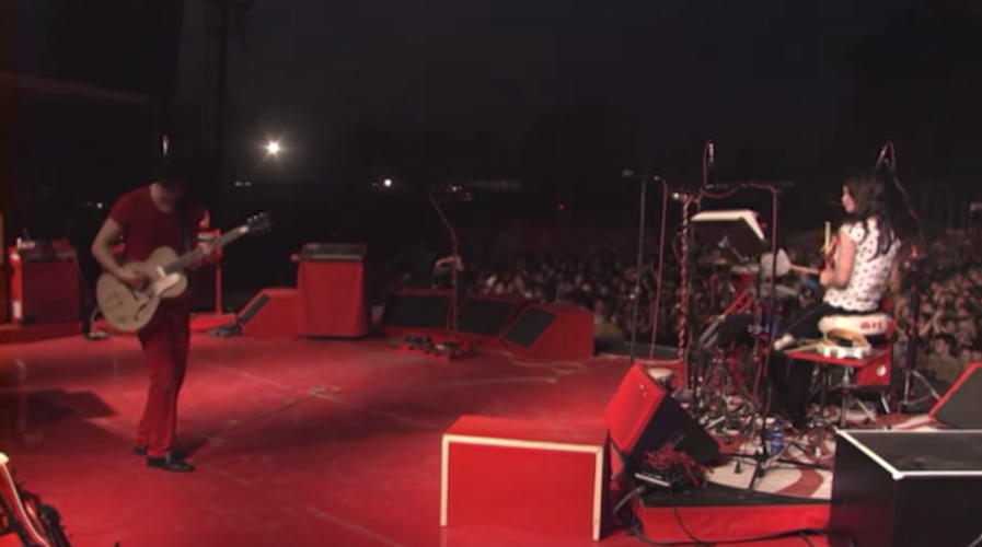 Watch The White Stripes Play 'Seven Nation Army' at Bonnaroo 2007