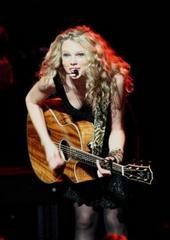 Taylor Swift at the Opry