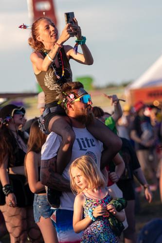 2026BonnarooDay2Candids_Web-08.jpg
