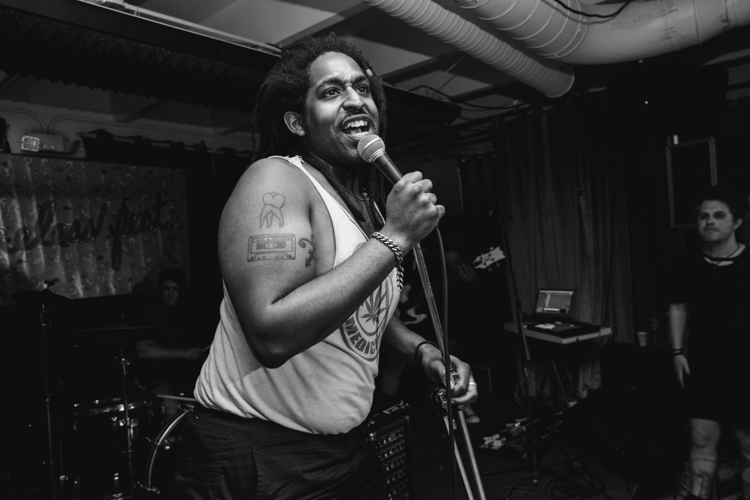 Soul Glo, Sad Baxter, Thirdface and More Warm the House at Drkmttr