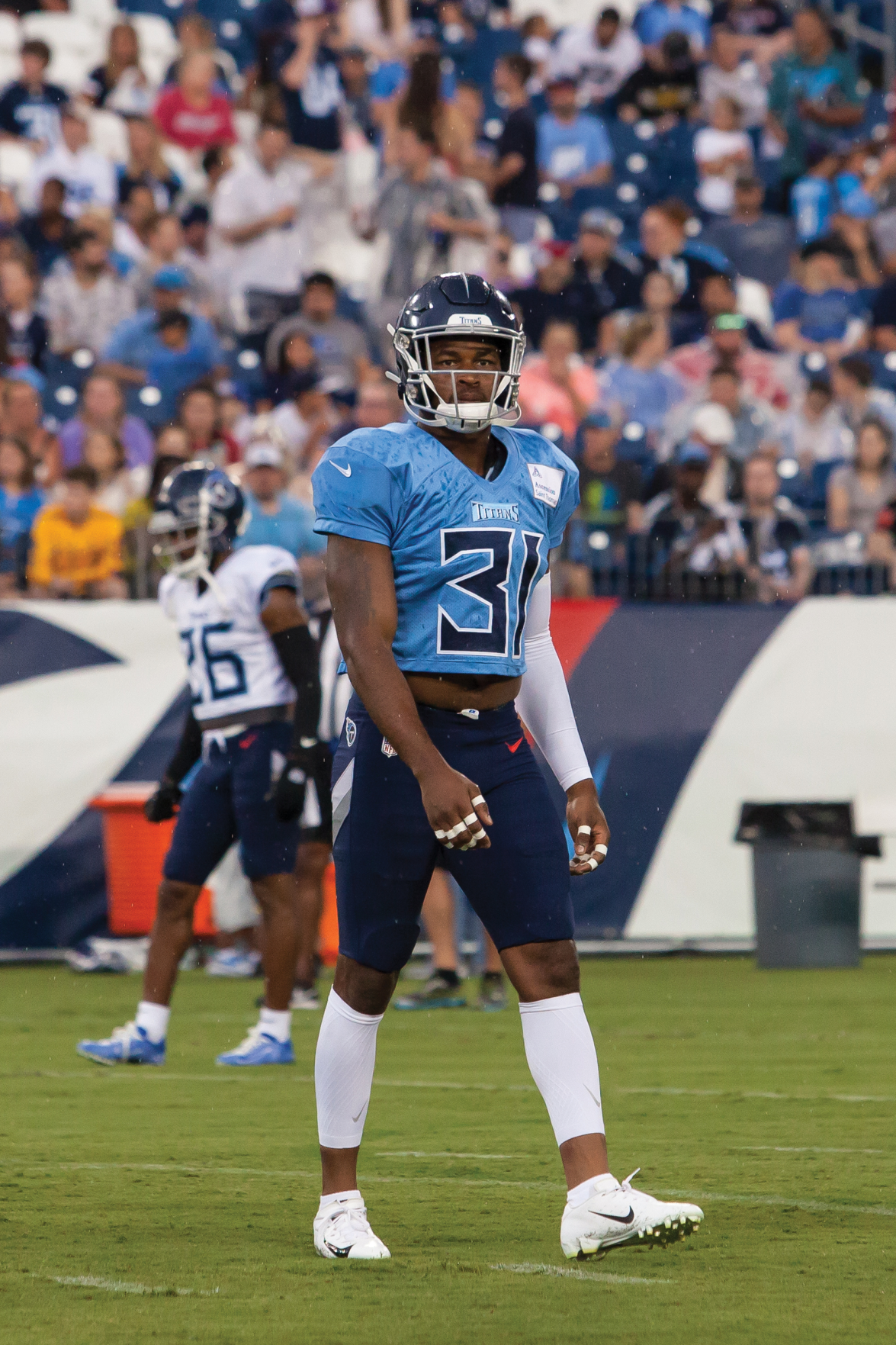 Kevin Byard Randomly Signed a Bunch of Autographs for Titans Fans