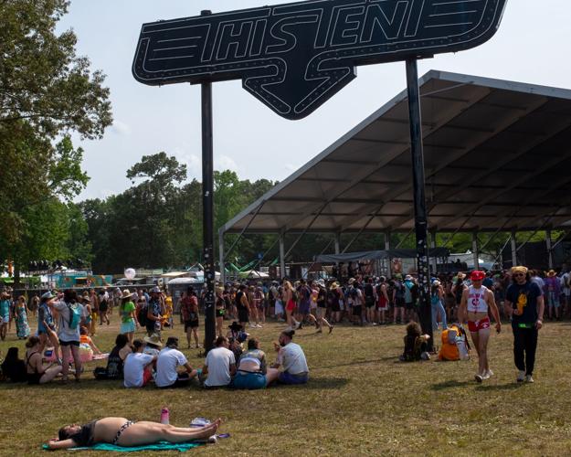 Bonnaroo2023Day2_Candids-23.jpg