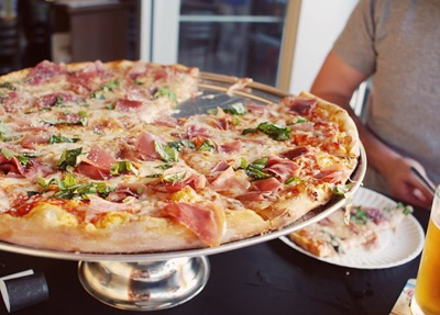 Five Points Pizza Opens, Spinning New York-Style 'Za by the Slice