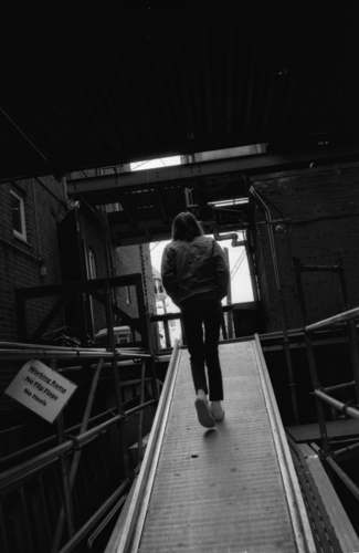 Notes and photos from local teenage punk troupe Jawws' tour opening for The Offspring