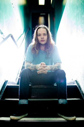Billy Strings Makes the Best of a Tough Situation