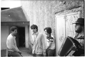 On The Big Surprise Tour, Old Crow Medicine Show, Dave Rawlings, Gillian Welch, Felice Brothers and Justin Townes Earle jam by the seats of their pants