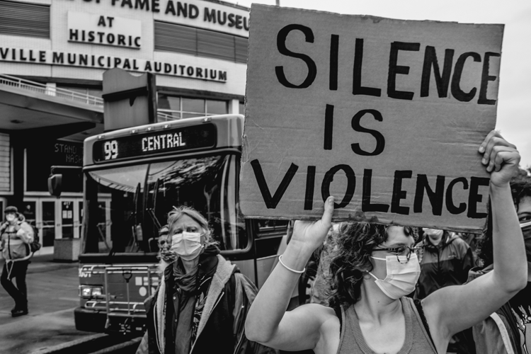 Slideshow: Activists Rally Against Violence for '24 Hour Display of Power'