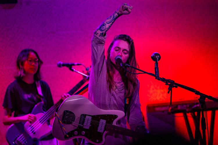 Julien-Baker-Blue-Room-10_scale60.jpg