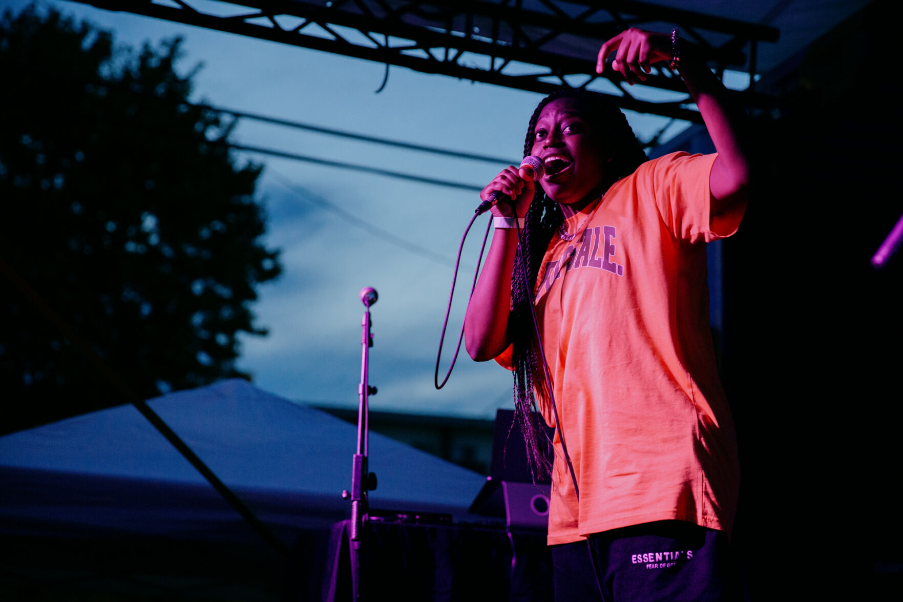 Reaux Marquez and Daisha McBride Ride the Breeze at Exit/In - Vimarsana News