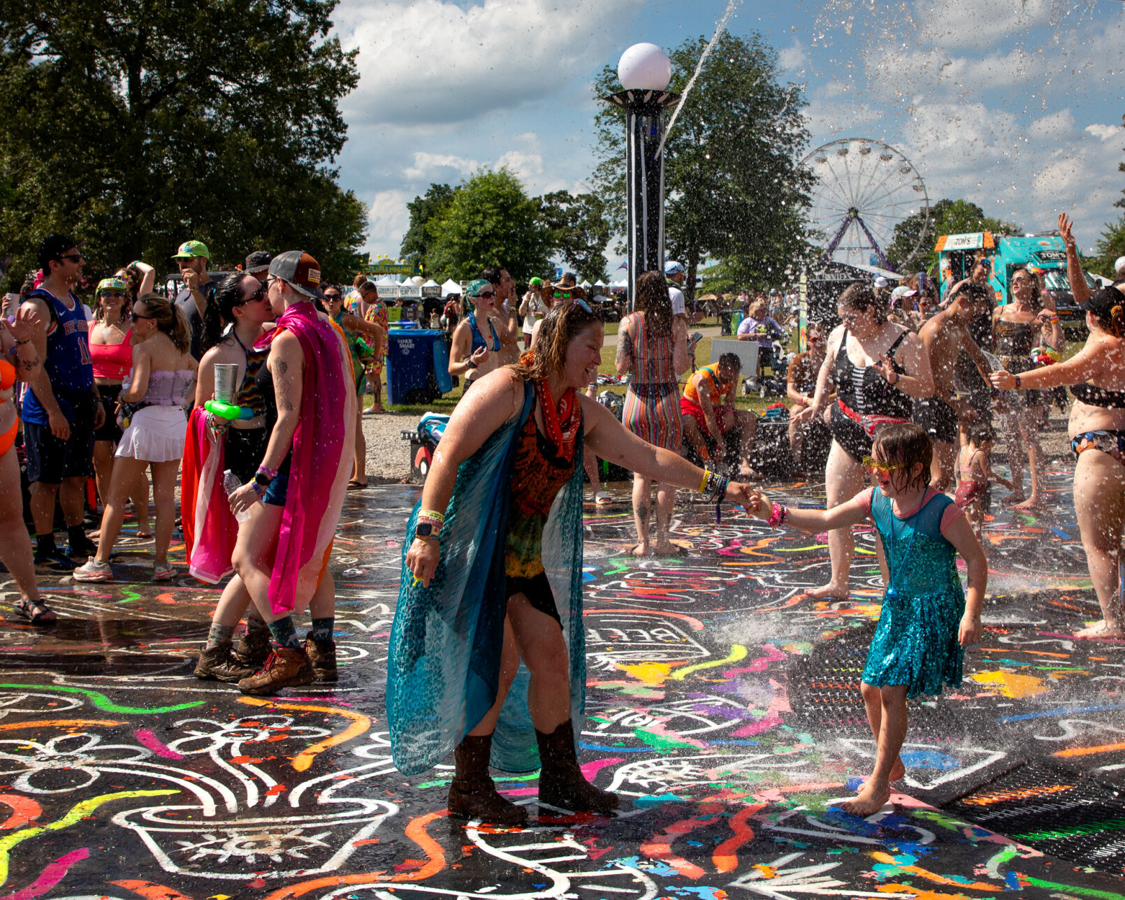 2026BonnarooDay3Candids_Web-3.jpg