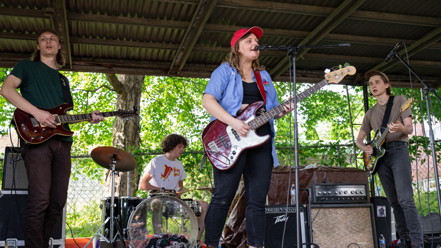 DIY Faves Styrofoam Winos, Josh Halper and Abby Johnson Plug Back In