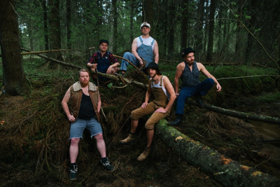 Steve ’n' Seagulls w/Restless Leg String Band