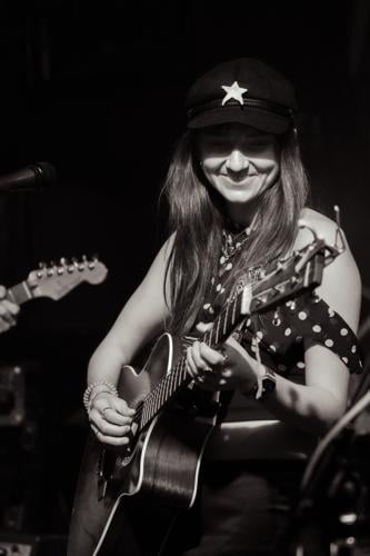 Emma Ogier - Erin Folk_4.jpg