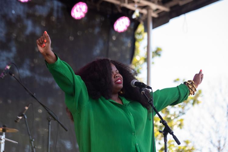 Danielle Ponder 1.jpg