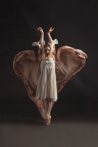 Nashville Ballet inaugurates its Fall Contemporary Series with the resurrection of <i>Dracula</i>