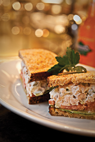 Nordstrom's deli-flavored diner brings its all-American style to Green Hills
