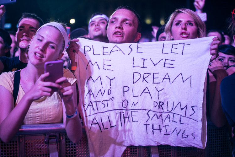 Blink-182 Delights Nostalgia-Seekers at Ascend Amphitheater
