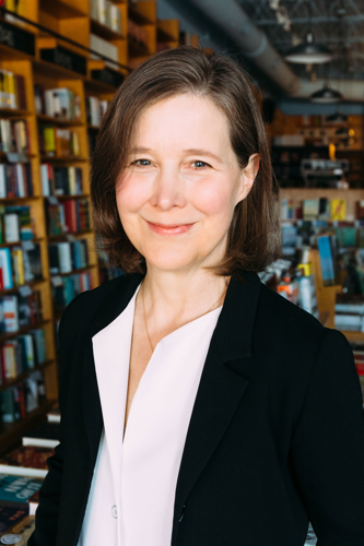 A Brother and Sister Wrestle With the Past in Ann Patchett’s <i>The Dutch House</i>