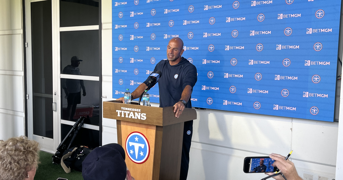Titans coach Robert Saleh addresses reporters, July 30, 2026