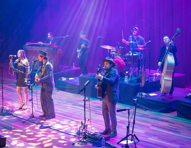 The Spin: Old Crow Medicine Show at the Ryman, 12/30/2017