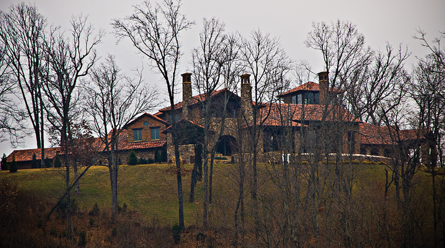 Is Kenny Chesney the proud new owner of a $9 million home? This and more in Headline Homes, our monthly roundup of sky-high real estate deals