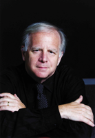 Conductor Leonard Slatkin sits on the sidelines as his orchestra in Detroit self-destructs