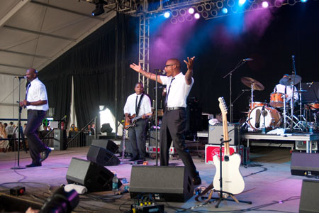 Raphael Saadiq at Bonnaroo